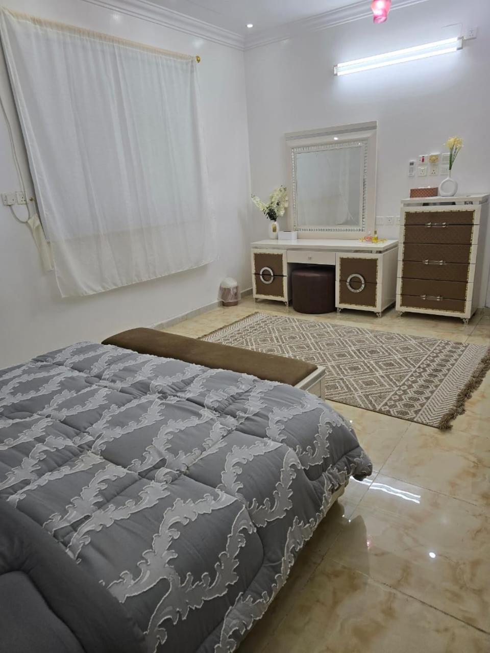 مميزة غرفتين وصالة بجيزان *